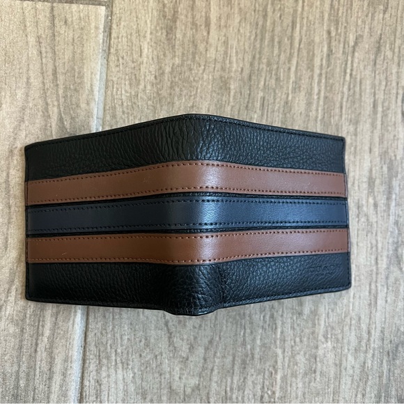 Coach 3 in 1 Wallet with Varsity Stripe - Picture 5 of 8